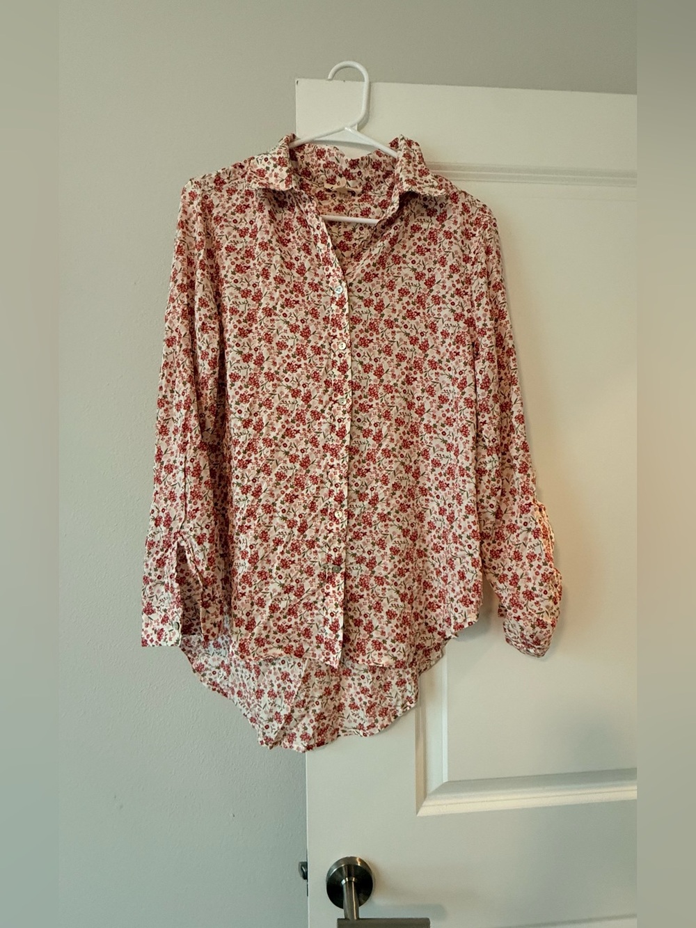 Jane and Delancey Cream Button-Down Shirt with Red Floral Print